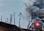 Image explosions Okinawa îles Ryukyu, 1945, de la seconde 19 séquences d'archives historiques vidéo 65675052738