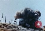 Image explosions Okinawa îles Ryukyu, 1945, de la seconde 54 séquences d'archives historiques vidéo 65675052738