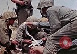 Standbild Marines der B-Company 1rd Battalion 7th Regiment Okinawa Ryukyu Inseln, 1945, aus Sekunde 47 historischem Filmmaterial Videoclip 65675052739