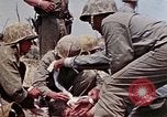 Standbild Marines der B-Company 1rd Battalion 7th Regiment Okinawa Ryukyu Inseln, 1945, aus Sekunde 48 historischem Filmmaterial Videoclip 65675052739