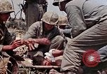 Standbild Marines der B-Company 1rd Battalion 7th Regiment Okinawa Ryukyu Inseln, 1945, aus Sekunde 51 historischem Filmmaterial Videoclip 65675052739