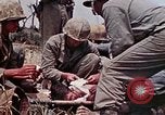 Standbild Marines der B-Company 1rd Battalion 7th Regiment Okinawa Ryukyu Inseln, 1945, aus Sekunde 52 historischem Filmmaterial Videoclip 65675052739
