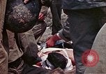 Standbild Marines der B-Company 1rd Battalion 7th Regiment Okinawa Ryukyu Inseln, 1945, aus Sekunde 58 historischem Filmmaterial Videoclip 65675052739