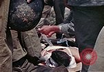 Standbild Marines der B-Company 1rd Battalion 7th Regiment Okinawa Ryukyu Inseln, 1945, aus Sekunde 60 historischem Filmmaterial Videoclip 65675052739