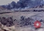 Standbild Flammenwerfer Tanks Okinawa Ryukyu Inseln, 1945, aus Sekunde 9 historischem Filmmaterial Videoclip 65675052741