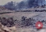 Standbild Flammenwerfer Tanks Okinawa Ryukyu Inseln, 1945, aus Sekunde 12 historischem Filmmaterial Videoclip 65675052741