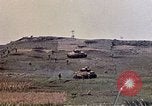 Standbild K Unternehmen 3 Bataillon 1 Marine Regiment Okinawa Ryukyu Inseln, 1945, aus Sekunde 24 historischem Filmmaterial Videoclip 65675052742