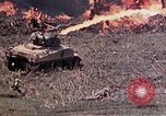 Standbild K Unternehmen 3 Bataillon 1 Marine Regiment Okinawa Ryukyu Inseln, 1945, aus Sekunde 22 historischem Filmmaterial Videoclip 65675052743