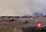 Standbild K Unternehmen 3 Bataillon 1 Marine Regiment Okinawa Ryukyu Inseln, 1945, aus Sekunde 31 historischem Filmmaterial Videoclip 65675052743