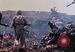 Standbild K Unternehmen 3 Bataillon 1 Marine Regiment Okinawa Ryukyu Inseln, 1945, aus Sekunde 49 historischem Filmmaterial Videoclip 65675052744