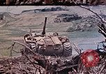 Image K Company 3e bataillon du 1er Régiment de Marines Okinawa îles Ryukyu, 1945, de la seconde 1 séquences d'archives historiques vidéo 65675052745