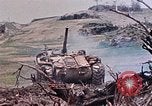 Image K Company 3e bataillon du 1er Régiment de Marines Okinawa îles Ryukyu, 1945, de la seconde 4 séquences d'archives historiques vidéo 65675052745