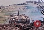 Image K Company 3e bataillon du 1er Régiment de Marines Okinawa îles Ryukyu, 1945, de la seconde 5 séquences d'archives historiques vidéo 65675052745