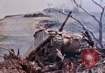 Image K Company 3e bataillon du 1er Régiment de Marines Okinawa îles Ryukyu, 1945, de la seconde 14 séquences d'archives historiques vidéo 65675052745