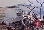Image K Company 3e bataillon du 1er Régiment de Marines Okinawa îles Ryukyu, 1945, de la seconde 19 séquences d'archives historiques vidéo 65675052745