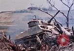 Image K Company 3e bataillon du 1er Régiment de Marines Okinawa îles Ryukyu, 1945, de la seconde 20 séquences d'archives historiques vidéo 65675052745