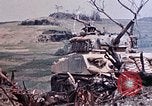Image K Company 3e bataillon du 1er Régiment de Marines Okinawa îles Ryukyu, 1945, de la seconde 31 séquences d'archives historiques vidéo 65675052745