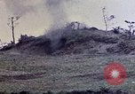 Image K Company 3e bataillon du 1er Régiment de Marines Okinawa îles Ryukyu, 1945, de la seconde 3 séquences d'archives historiques vidéo 65675052746