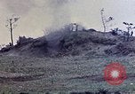 Image K Company 3e bataillon du 1er Régiment de Marines Okinawa îles Ryukyu, 1945, de la seconde 4 séquences d'archives historiques vidéo 65675052746