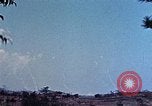 Standbild 3st Battalion 5th Marine Regiment Shima Okinawa Ryukyu Inseln, 1945, aus Sekunde 7 historischem Filmmaterial Videoclip 65675052749