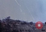 Standbild 3st Battalion 5th Marine Regiment Shima Okinawa Ryukyu Inseln, 1945, aus Sekunde 18 historischem Filmmaterial Videoclip 65675052749