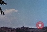 Standbild 3st Battalion 5th Marine Regiment Shima Okinawa Ryukyu Inseln, 1945, aus Sekunde 38 historischem Filmmaterial Videoclip 65675052749