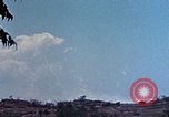 Standbild 3st Battalion 5th Marine Regiment Shima Okinawa Ryukyu Inseln, 1945, aus Sekunde 41 historischem Filmmaterial Videoclip 65675052749