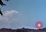 Standbild 3st Battalion 5th Marine Regiment Shima Okinawa Ryukyu Inseln, 1945, aus Sekunde 45 historischem Filmmaterial Videoclip 65675052749