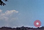 Standbild 3st Battalion 5th Marine Regiment Shima Okinawa Ryukyu Inseln, 1945, aus Sekunde 49 historischem Filmmaterial Videoclip 65675052749