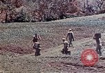 Standbild 3st Battalion 5th Marine Regiment Shima Okinawa Ryukyu Inseln, 1945, aus Sekunde 3 historischem Filmmaterial Videoclip 65675052750