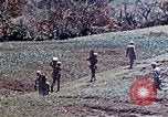 Standbild 3st Battalion 5th Marine Regiment Shima Okinawa Ryukyu Inseln, 1945, aus Sekunde 9 historischem Filmmaterial Videoclip 65675052750