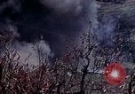 Standbild 3st Battalion 5th Marine Regiment Shima Okinawa Ryukyu Inseln, 1945, aus Sekunde 47 historischem Filmmaterial Videoclip 65675052750
