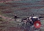 Standbild 3st Battalion 5th Marine Regiment Shima Okinawa Ryukyu Inseln, 1945, aus Sekunde 62 historischem Filmmaterial Videoclip 65675052750