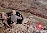 Image 3e Bataillon 5e Régiment de Marines Shima Okinawa îles Ryukyu, 1945, de la seconde 16 séquences d'archives historiques vidéo 65675052751