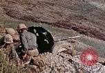 Image 3e Bataillon 5e Régiment de Marines Shima Okinawa îles Ryukyu, 1945, de la seconde 20 séquences d'archives historiques vidéo 65675052751