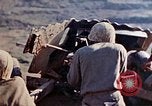 Image 3e Bataillon 5e Régiment de Marines Shima Okinawa îles Ryukyu, 1945, de la seconde 48 séquences d'archives historiques vidéo 65675052751