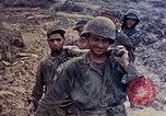 Standbild Vereinigten Staaten Marines Shuri Okinawa Ryukyu Inseln, 1945, aus Sekunde 17 historischem Filmmaterial Videoclip 65675052768