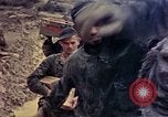 Standbild Vereinigten Staaten Marines Shuri Okinawa Ryukyu Inseln, 1945, aus Sekunde 24 historischem Filmmaterial Videoclip 65675052768