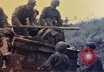 Standbild Vereinigten Staaten Marines Shuri Okinawa Ryukyu Inseln, 1945, aus Sekunde 60 historischem Filmmaterial Videoclip 65675052768