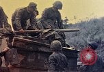 Standbild Vereinigten Staaten Marines Shuri Okinawa Ryukyu Inseln, 1945, aus Sekunde 61 historischem Filmmaterial Videoclip 65675052768