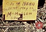 Image immeubles en feu Naha Okinawa îles Ryukyu, 1945, de la seconde 1 séquences d'archives historiques vidéo 65675052770