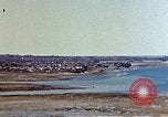 Image immeubles en feu Naha Okinawa îles Ryukyu, 1945, de la seconde 9 séquences d'archives historiques vidéo 65675052770