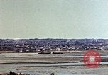 Image immeubles en feu Naha Okinawa îles Ryukyu, 1945, de la seconde 29 séquences d'archives historiques vidéo 65675052770