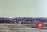 Image immeubles en feu Naha Okinawa îles Ryukyu, 1945, de la seconde 33 séquences d'archives historiques vidéo 65675052770