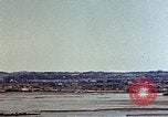 Image immeubles en feu Naha Okinawa îles Ryukyu, 1945, de la seconde 42 séquences d'archives historiques vidéo 65675052770