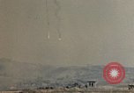 Image immeubles en feu Naha Okinawa îles Ryukyu, 1945, de la seconde 26 séquences d'archives historiques vidéo 65675052771