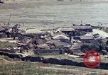 Image immeubles en feu Naha Okinawa îles Ryukyu, 1945, de la seconde 37 séquences d'archives historiques vidéo 65675052771