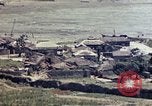Image immeubles en feu Naha Okinawa îles Ryukyu, 1945, de la seconde 38 séquences d'archives historiques vidéo 65675052771