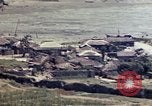 Image immeubles en feu Naha Okinawa îles Ryukyu, 1945, de la seconde 39 séquences d'archives historiques vidéo 65675052771