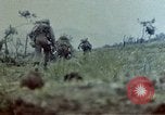 Image 6e Marines 2e Bataillon 22e Régiment Naha Okinawa îles Ryukyu, 1945, de la seconde 29 séquences d'archives historiques vidéo 65675052772